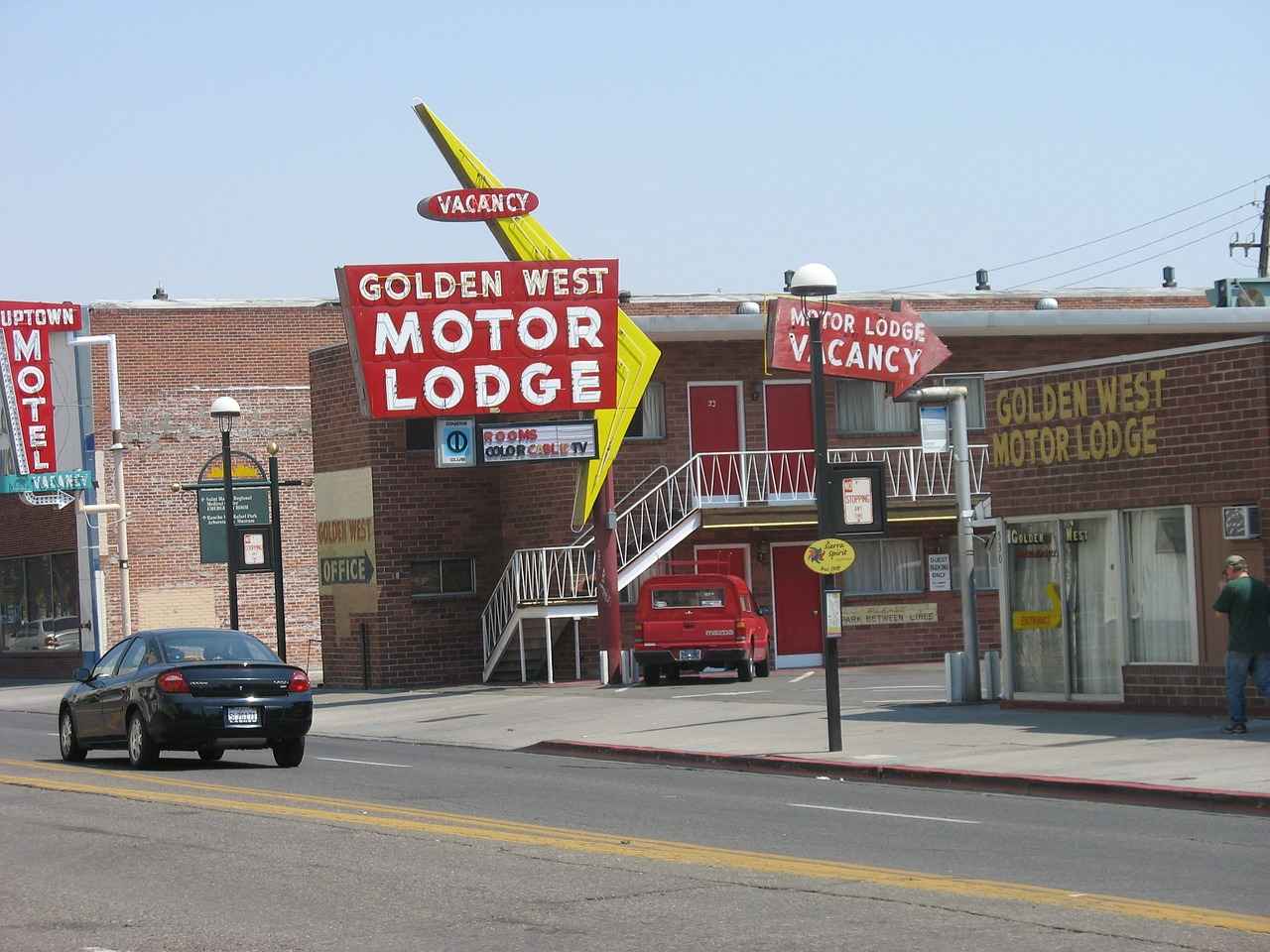 What Is the Distance from Reno to Las Vegas?