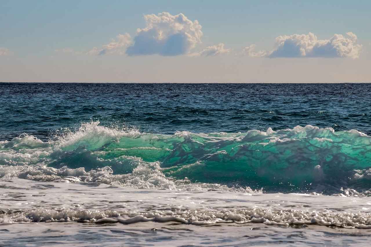 How Long Does Spray Foam Take to Dry? Drying Time for Insulation Projects How Long Does Spray Foam Take to Dry? Drying Time for Insulation Projects