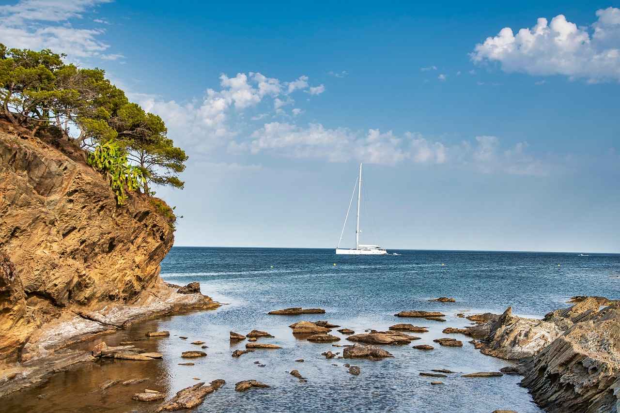 What Are the Most Common Sailing Routes?