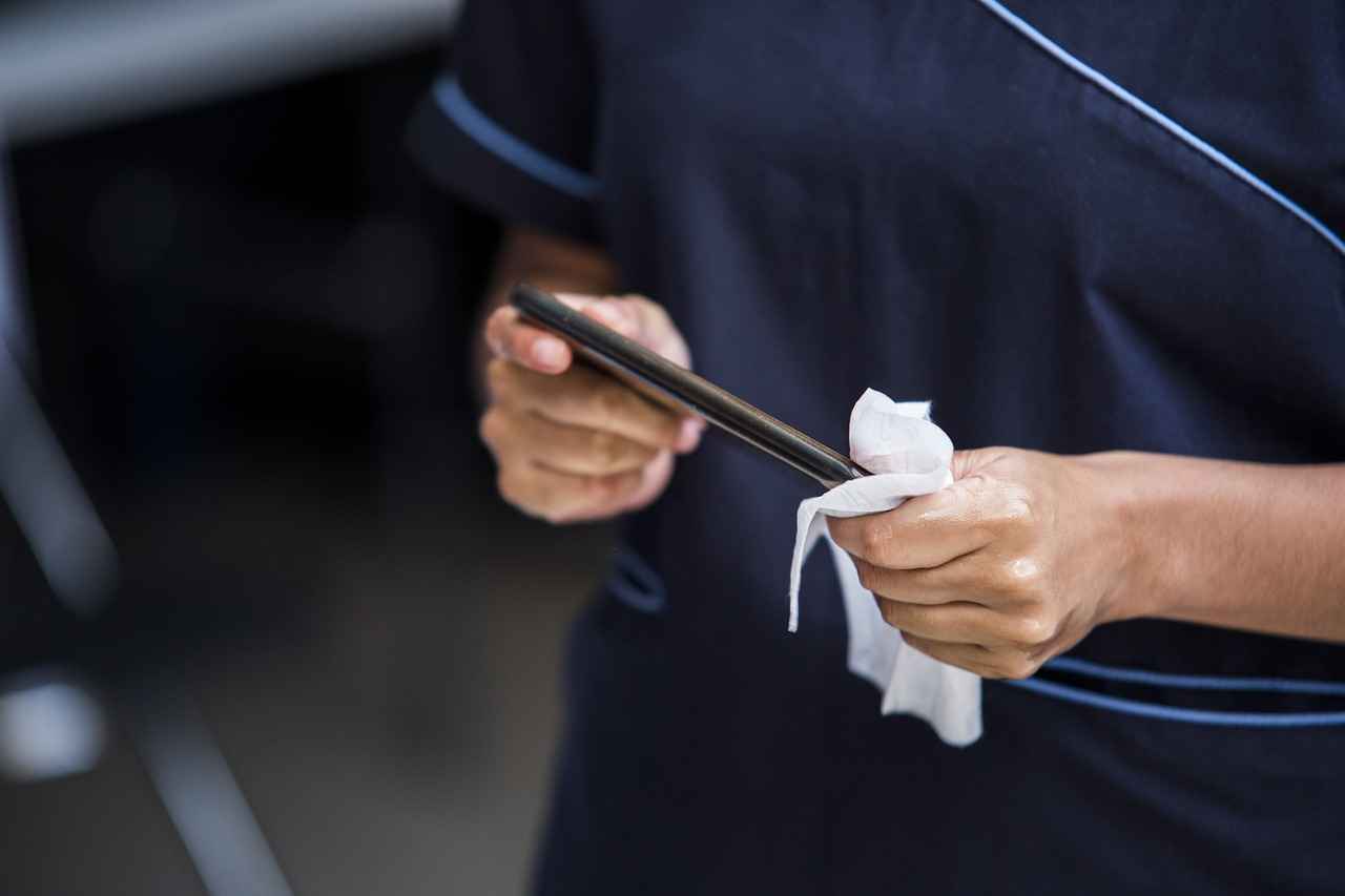 What Are the Benefits of Properly Maintained Cleaning Cloths?