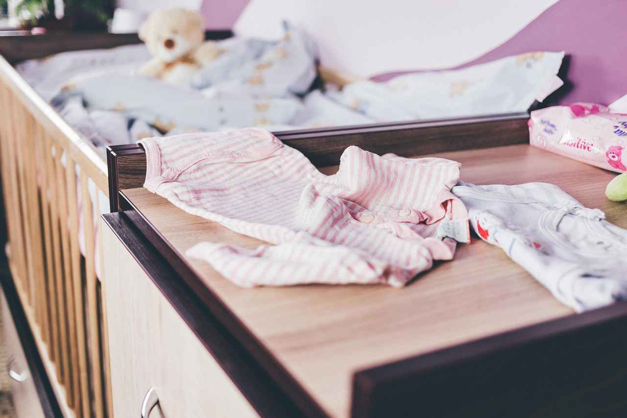 How to Crib: A Step-by-Step Guide for New Parents 3 How to Properly Set Up a Crib for Your Baby?