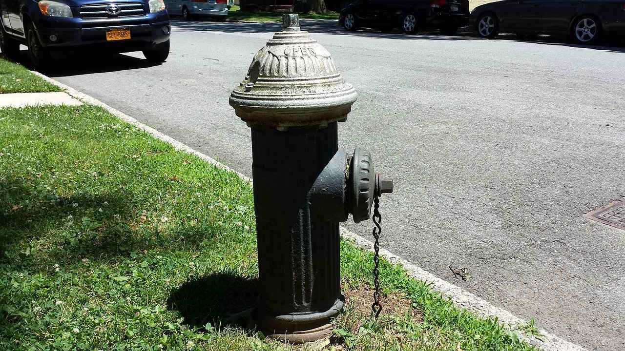 How to Extinguish a Gas Fire Safely?