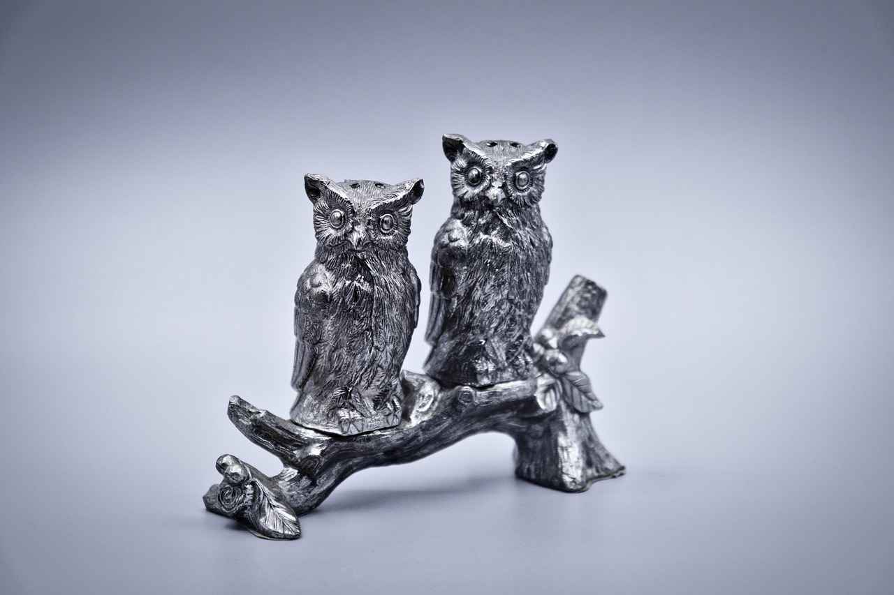 Incorporating Lighting for Enhanced Display