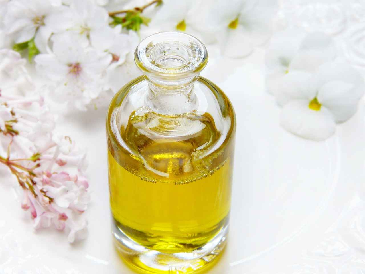 Why Choose Eucalyptus Oil Over Chemical Solutions?