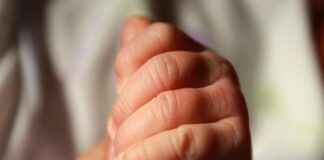 How to Save Money by Sharing Child Care: Simple Tips and Tricks How to Save Money by Sharing Child Care: Simple Tips and Tricks