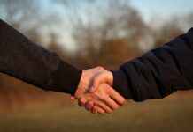 How to Tell if a Contact Lens Is Still in Your Eye: Quick Tips How to Tell if a Contact Lens Is Still in Your Eye: Quick Tips