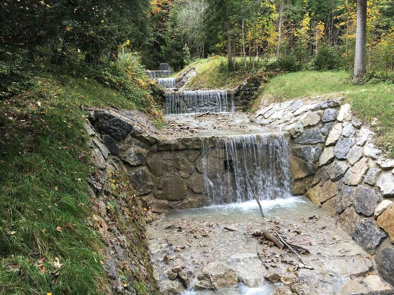 The Vandam Experience: How to Watch for Free Online 6 Are There Alternatives to Watching for Free?