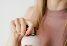 How To Remove Gel Nail Polish Easily Without Damaging Nails