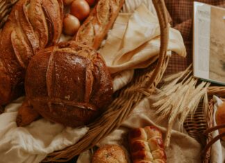How To Make Bread Easily: Secrets To Perfect Homemade Loaves