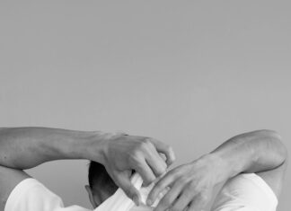 How To Shrink A Shirt Quickly: Proven Tips For Perfect Fit